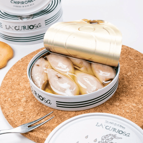 Chipirones Rellenos en Aceite de Oliva 110g - La Curiosa